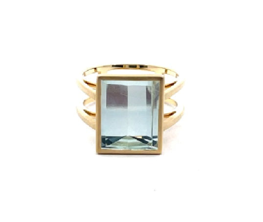 Yellow Gold Double Shank Rectangular Aquamarine Fashion Ring